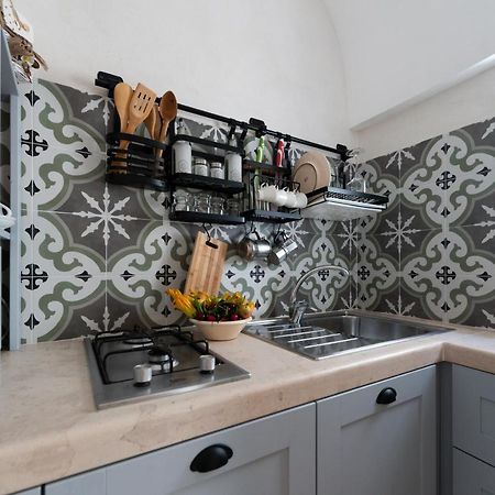 100 House - Indipendent House - New Restyling Villa Ostuni Bagian luar foto