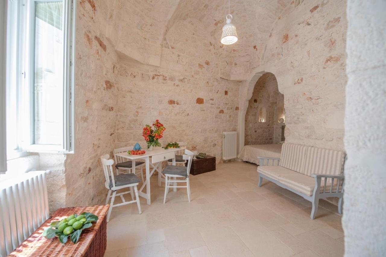 100 House - Indipendent House - New Restyling Villa Ostuni Bagian luar foto