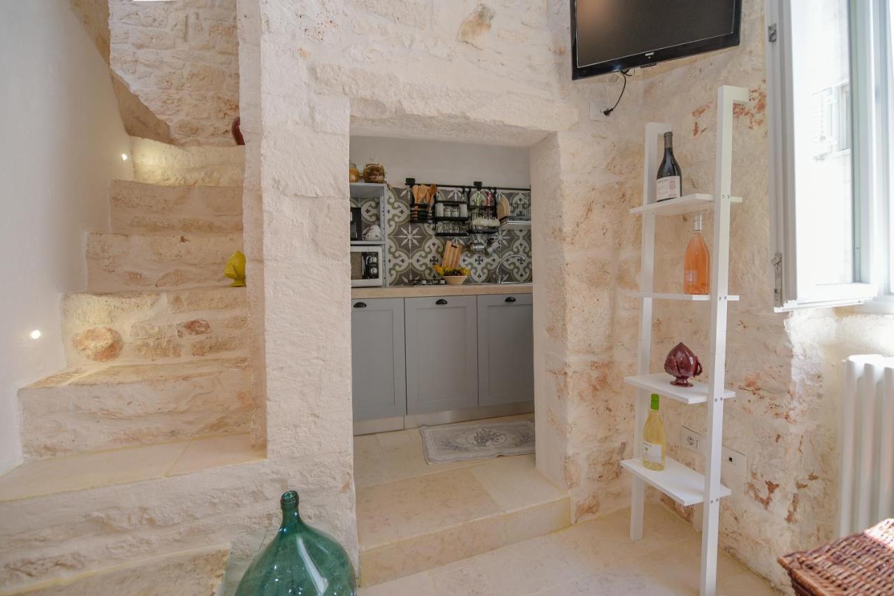100 House - Indipendent House - New Restyling Villa Ostuni Bagian luar foto