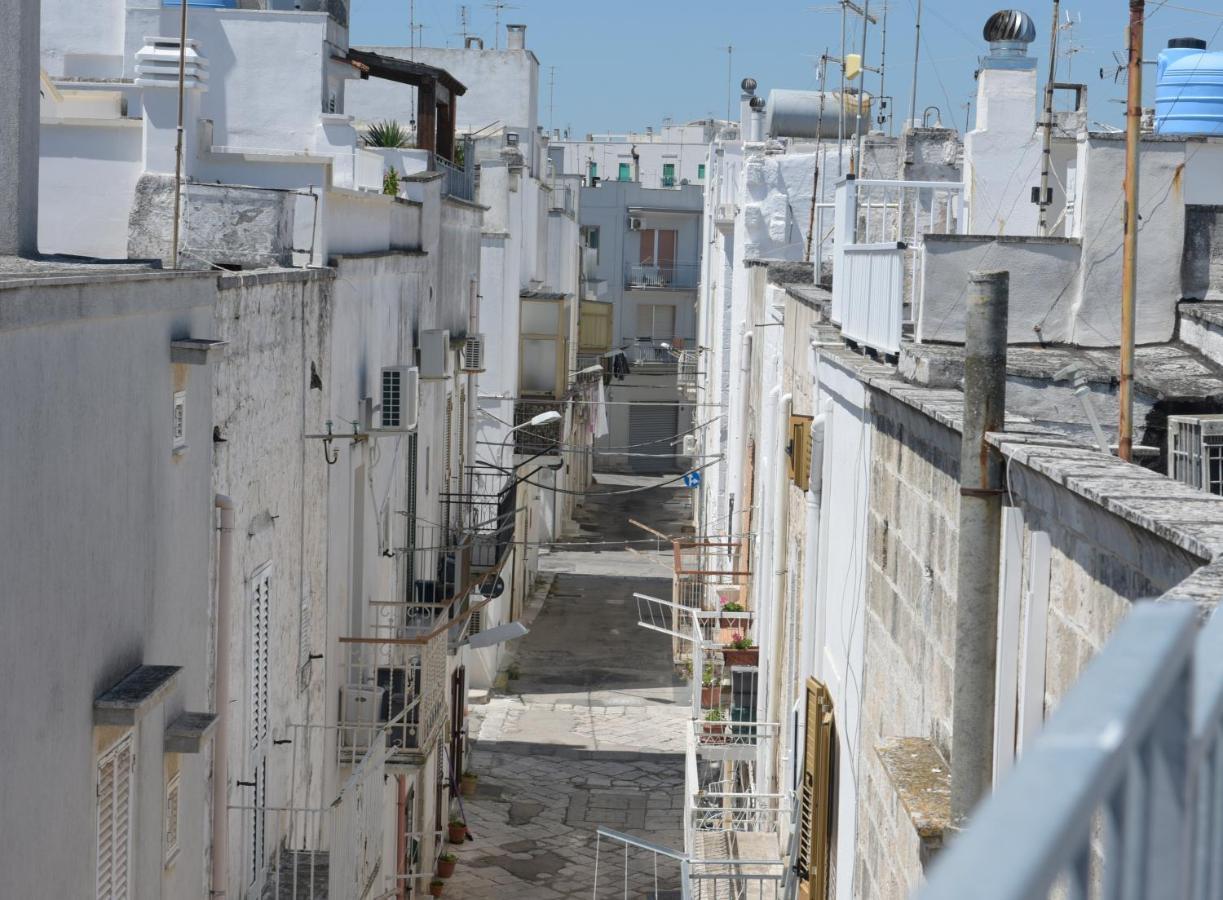 100 House - Indipendent House - New Restyling Villa Ostuni Bagian luar foto